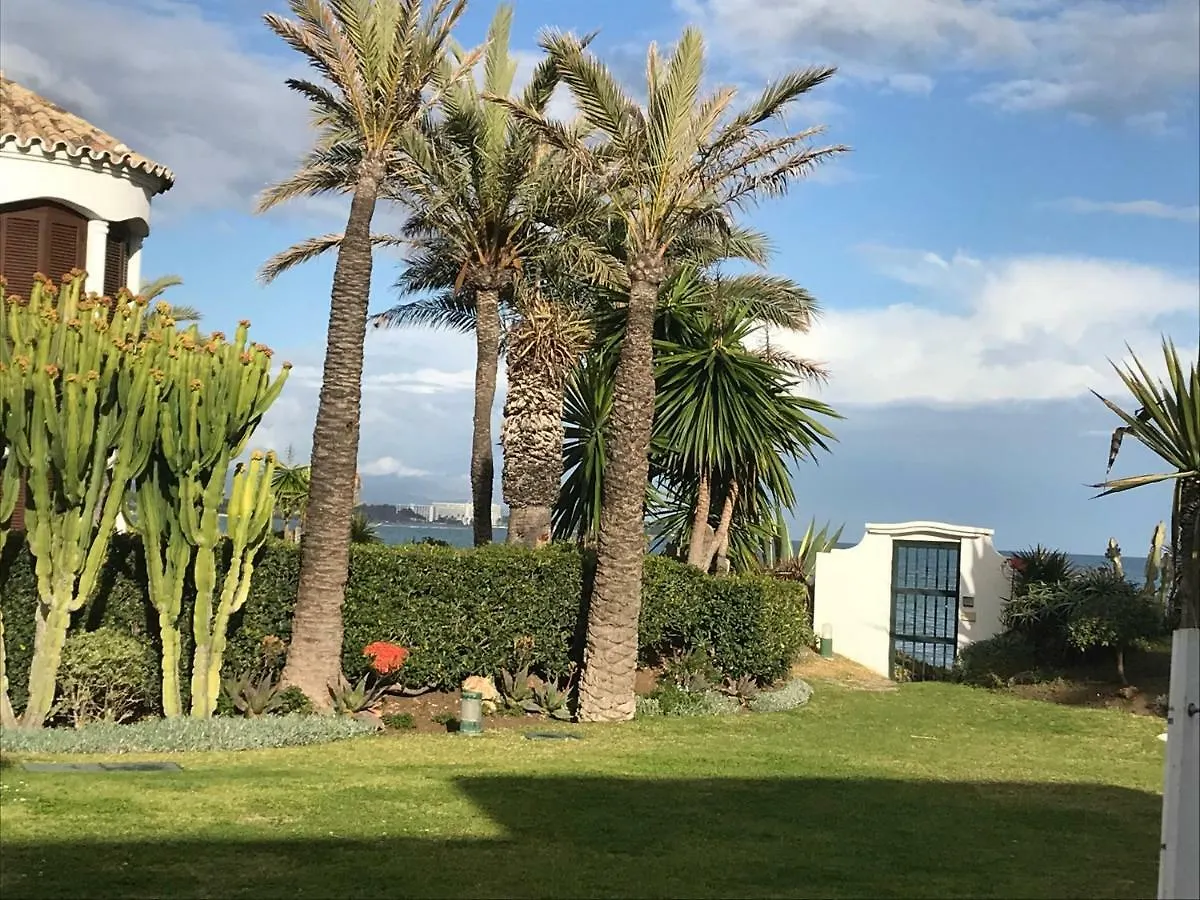 Villa Comunidad Villacana,Malaga. Estepona